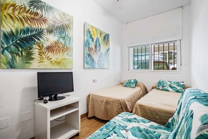 Image No.17-3 Bed Apartment for sale