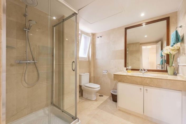 Image No.12-2 Bed Apartment for sale