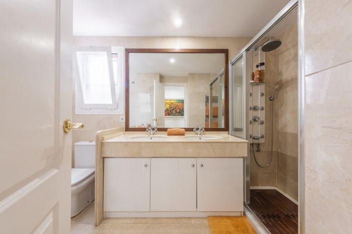 Image No.15-2 Bed Apartment for sale