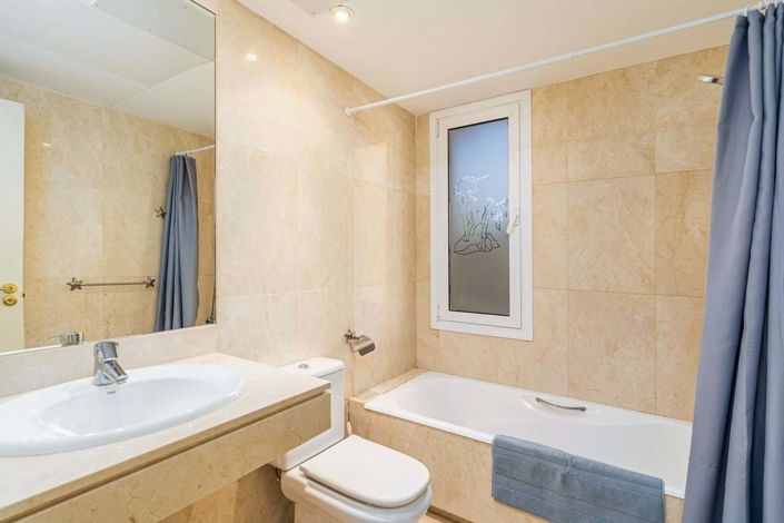 Image No.11-2 Bed Apartment for sale