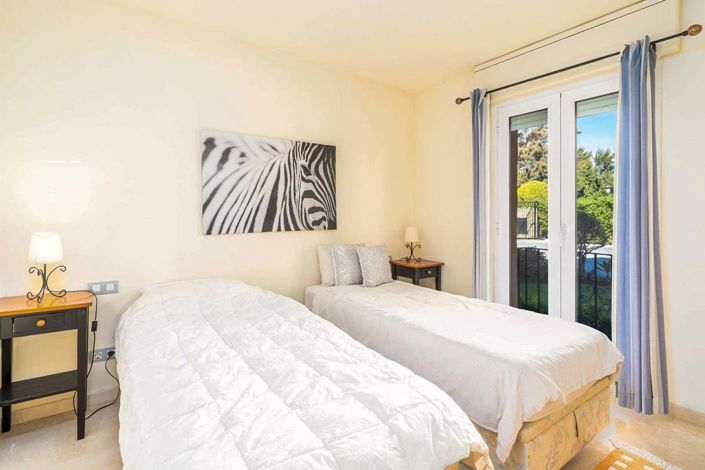 Image No.12-2 Bed Apartment for sale