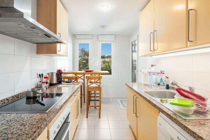 Image No.8-2 Bed Apartment for sale