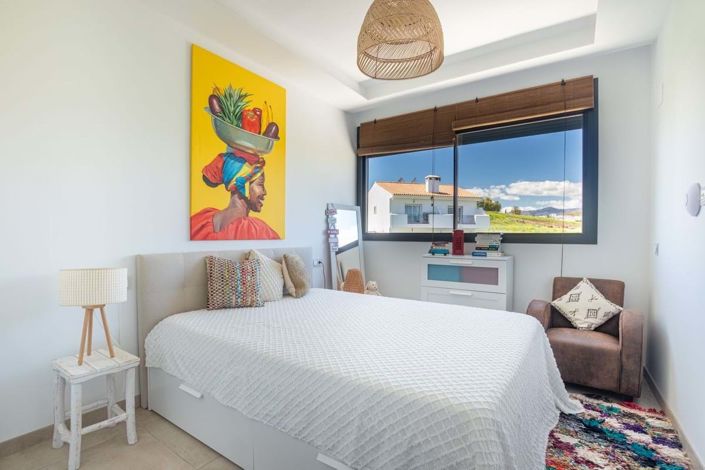 Image No.32-2 Bed Apartment for sale