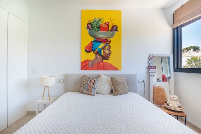 Image No.33-2 Bed Apartment for sale