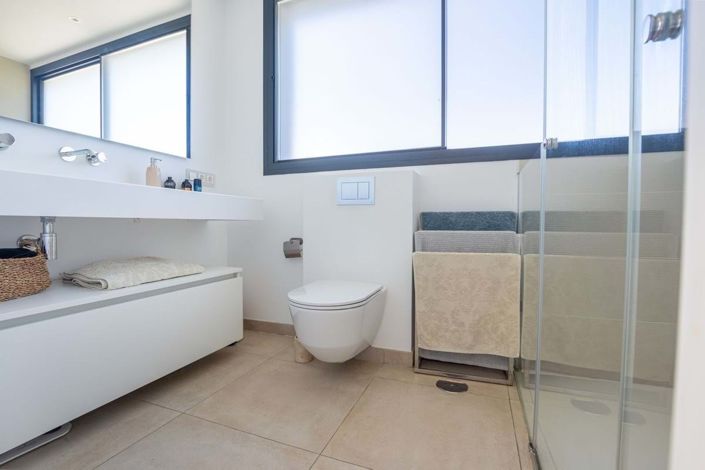 Image No.36-2 Bed Apartment for sale