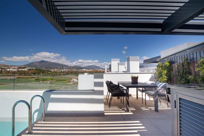 Image No.8-2 Bed Apartment for sale