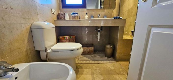 Image No.25-3 Bed Apartment for sale