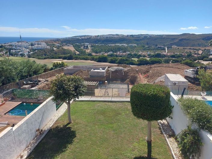 Image No.26-3 Bed Townhouse for sale