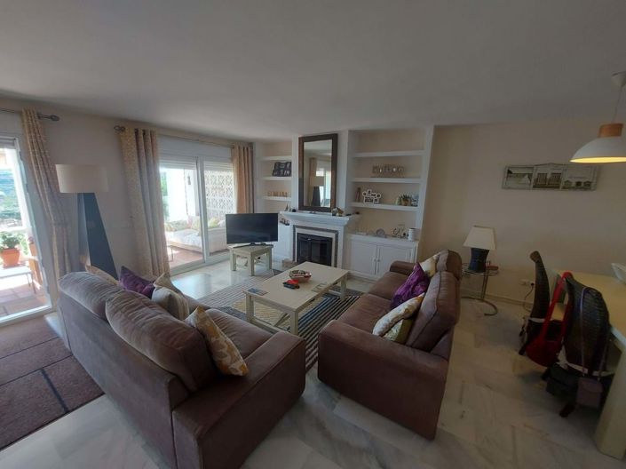 Image No.8-3 Bed Townhouse for sale