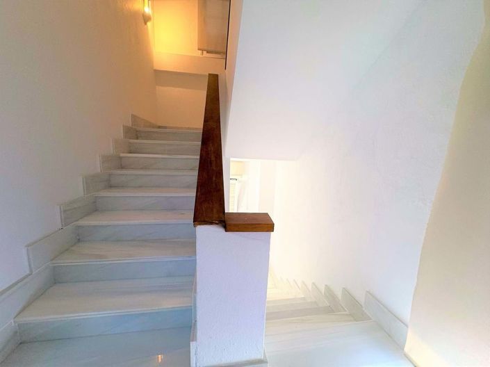 Image No.30-3 Bed Apartment for sale