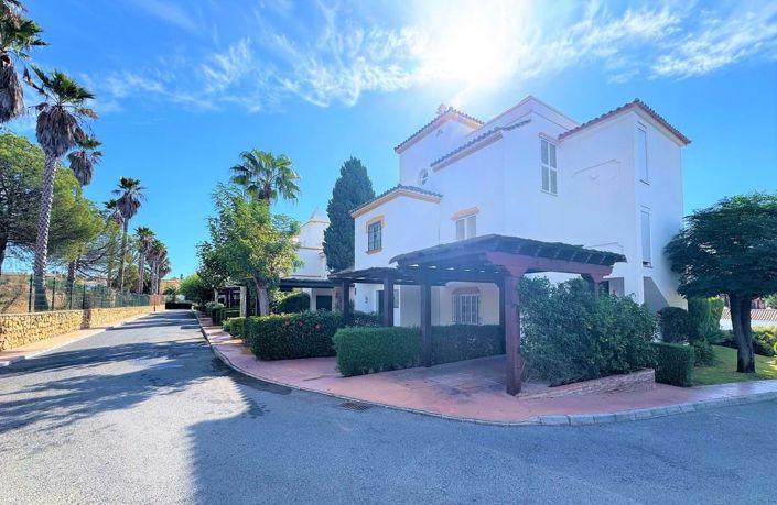 Image No.32-3 Bed Apartment for sale