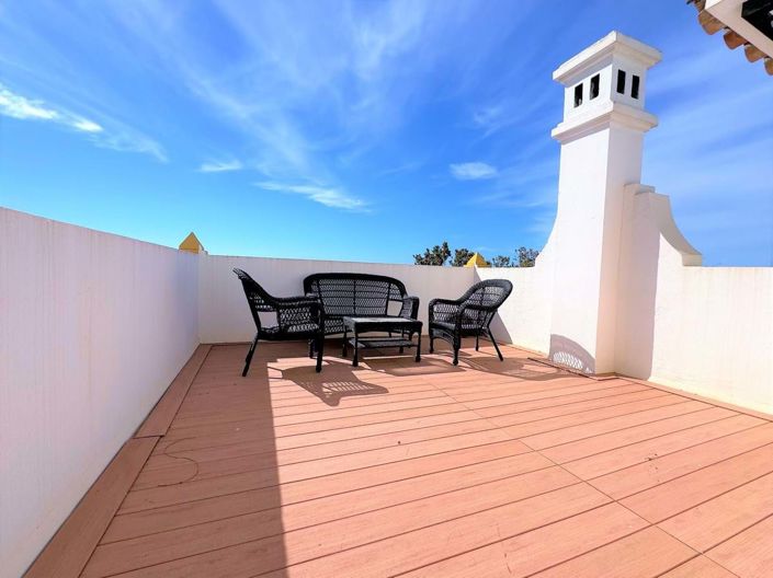 Image No.33-3 Bed Apartment for sale