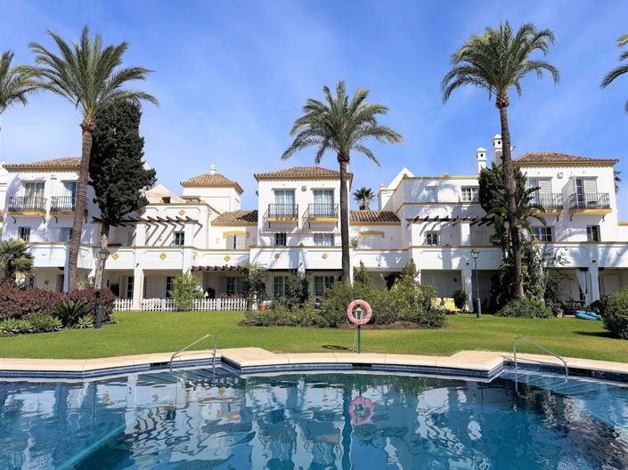 Image No.39-3 Bed Apartment for sale