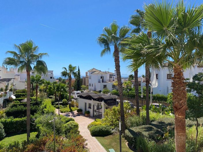 Image No.1-Appartement de 2 chambres à vendre à Estepona