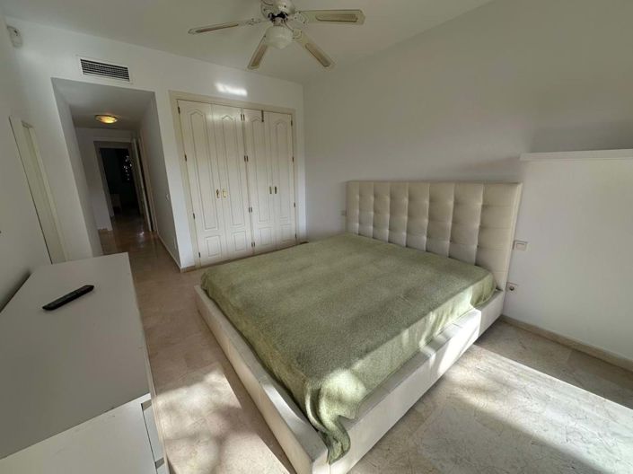 Image No.7-Appartement de 2 chambres à vendre à Estepona