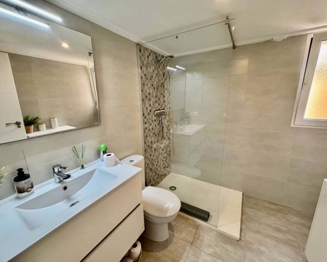 Image No.16-5 Bed Villa for sale