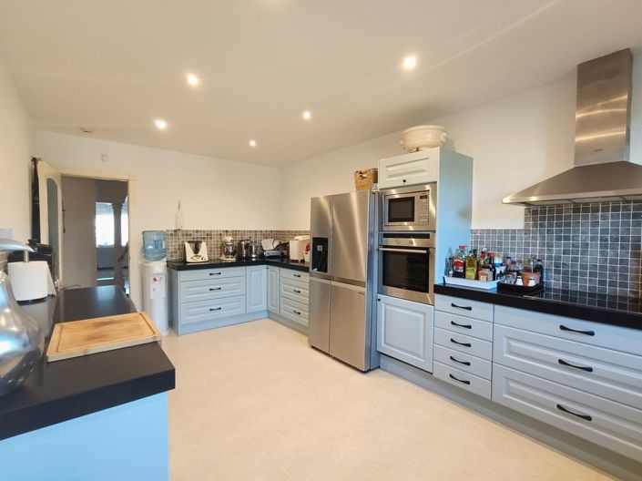 Image No.6-3 Bed Apartment for sale