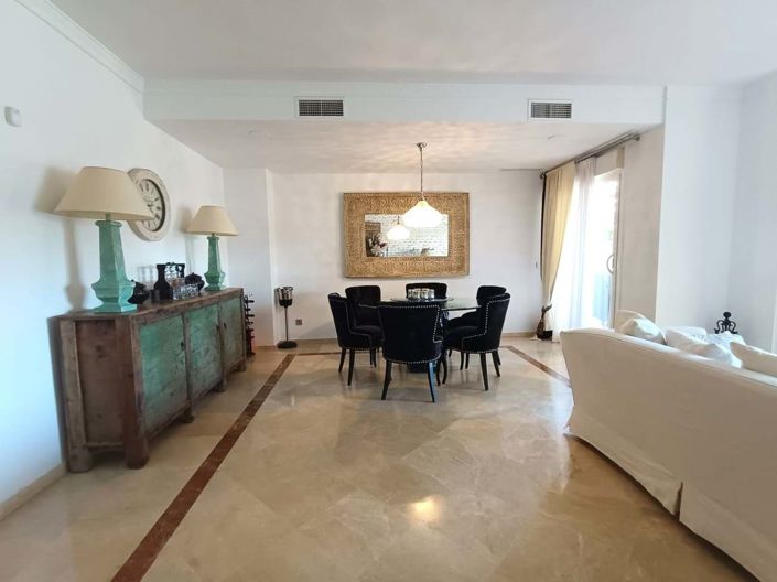 Image No.8-3 Bed Apartment for sale