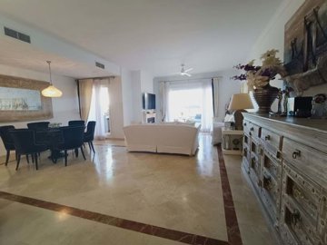 1447-529544-78d1f4f8b6655591b02d22fabb36a692d