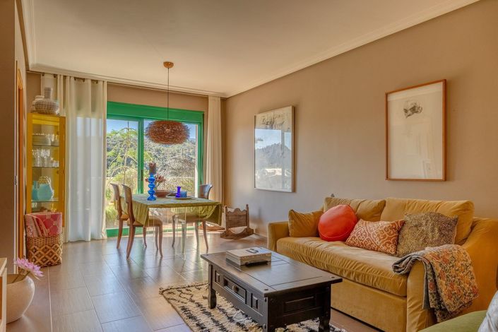 Image No.10-4 Bed Apartment for sale