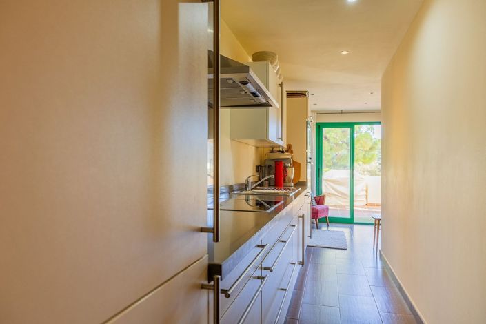 Image No.15-4 Bed Apartment for sale