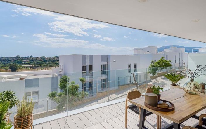 Image No.5-3 Bed Townhouse for sale