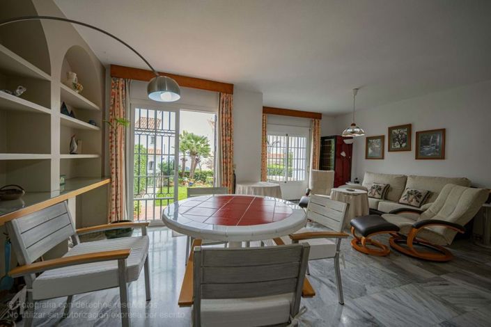 Image No.50-3 Bed Townhouse for sale