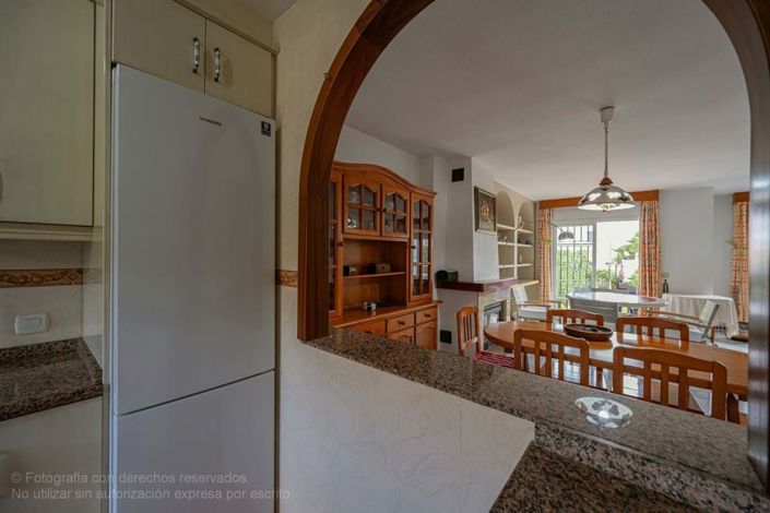 Image No.6-3 Bed Townhouse for sale