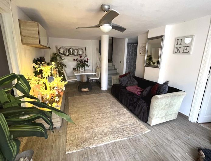 Image No.29-4 Bed Villa for sale