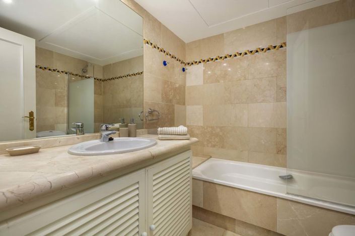 Image No.18-2 Bed Apartment for sale