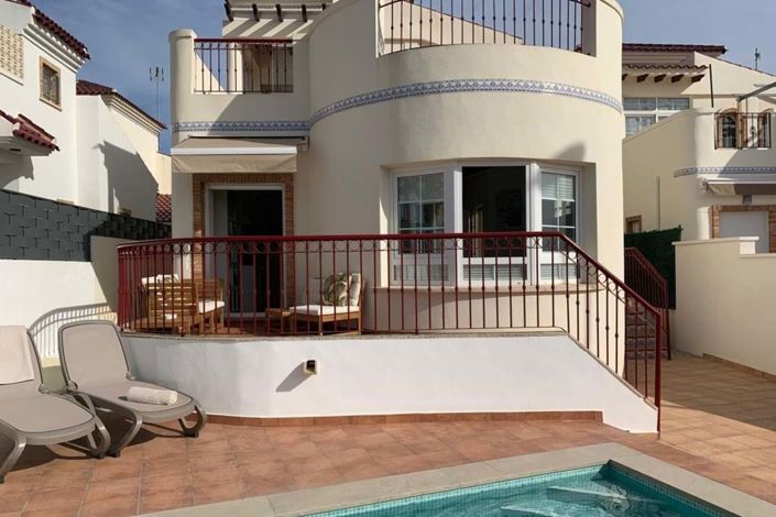 Image No.22-3 Bed Apartment for sale