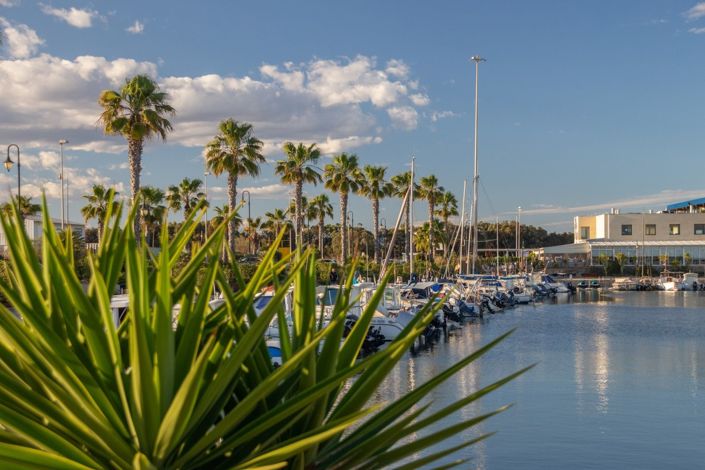 Image No.24-3 Bed Apartment for sale