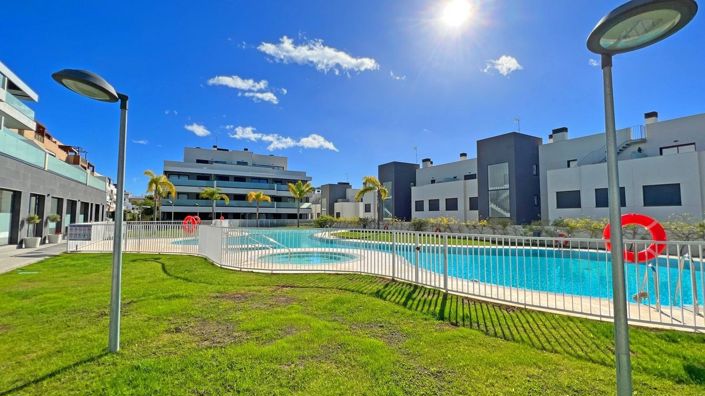 Image No.1-3 Bed Apartment for sale