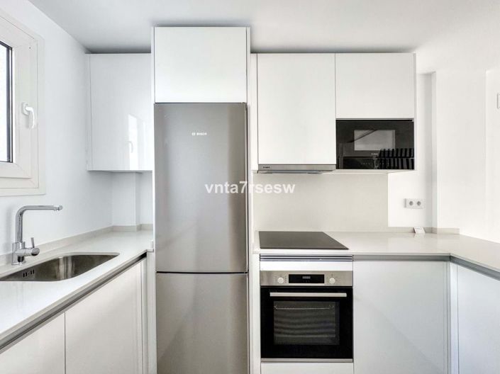 Image No.10-3 Bed Townhouse for sale