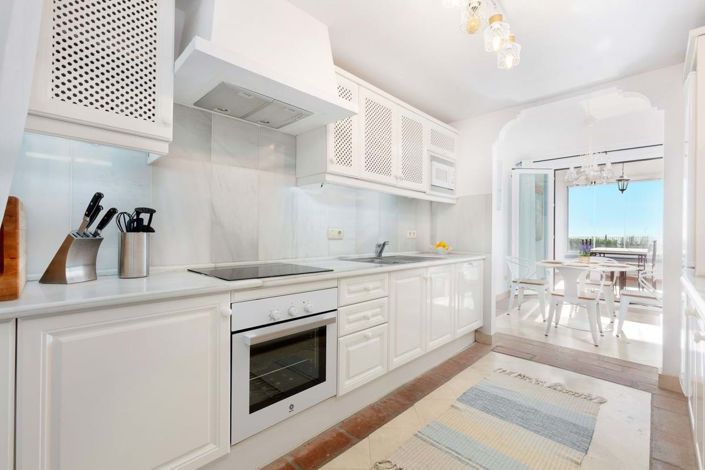 Image No.17-3 Bed Apartment for sale