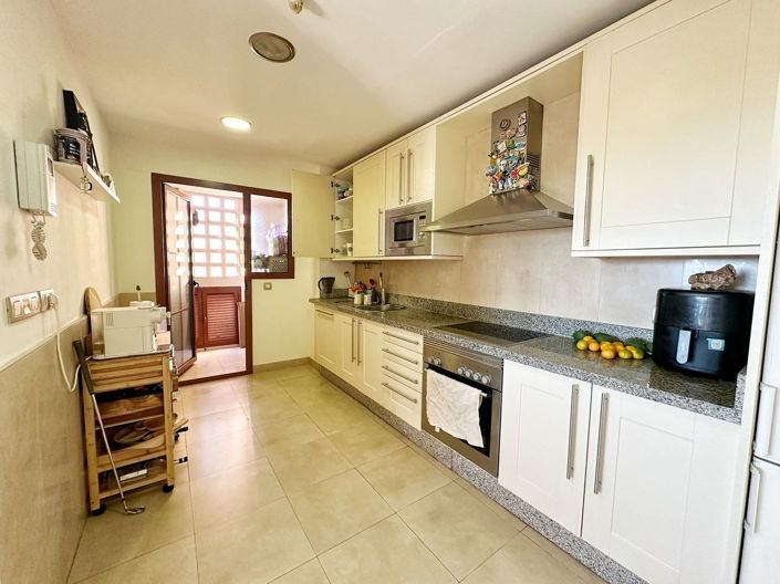 Image No.15-Appartement de 2 chambres à vendre à Estepona