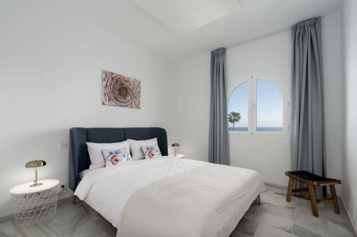 1447-525784-78d1f4f8b6655591b02d22fabb36a692d