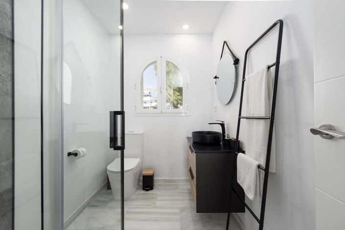 Image No.13-3 Bed Villa for sale