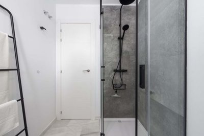 1447-525784-78d1f4f8b6655591b02d22fabb36a692d