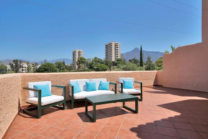 Image No.2-3 Bed Townhouse for sale