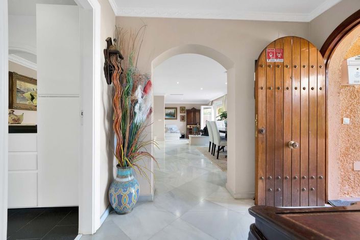 Image No.26-3 Bed Townhouse for sale