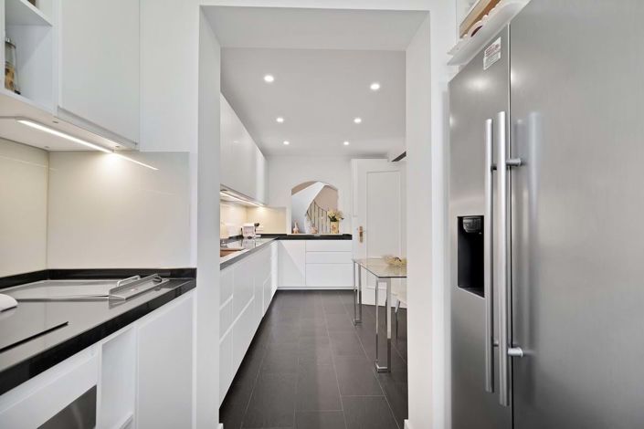 Image No.29-3 Bed Townhouse for sale