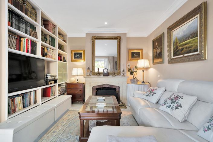 Image No.46-3 Bed Townhouse for sale