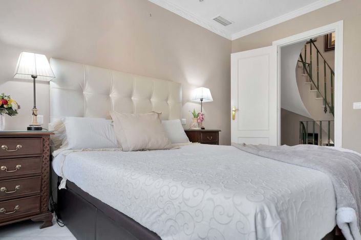 Image No.49-3 Bed Townhouse for sale