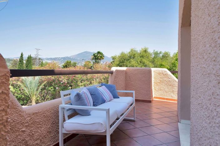 Image No.69-3 Bed Townhouse for sale