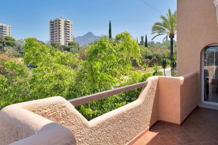 Image No.71-3 Bed Townhouse for sale