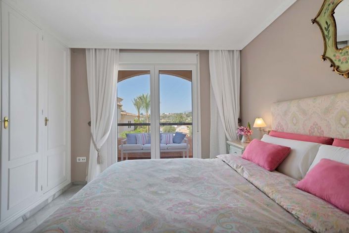 Image No.9-3 Bed Townhouse for sale