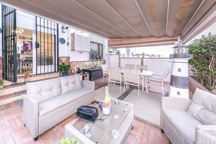 Image No.27-3 Bed Townhouse for sale