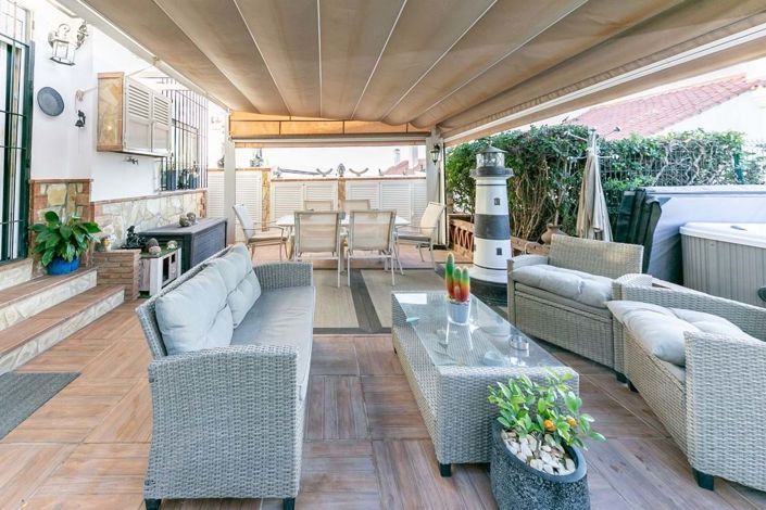 Image No.5-3 Bed Townhouse for sale