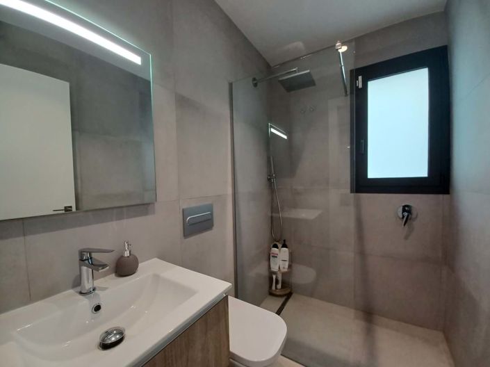 Image No.19-3 Bed Villa for sale